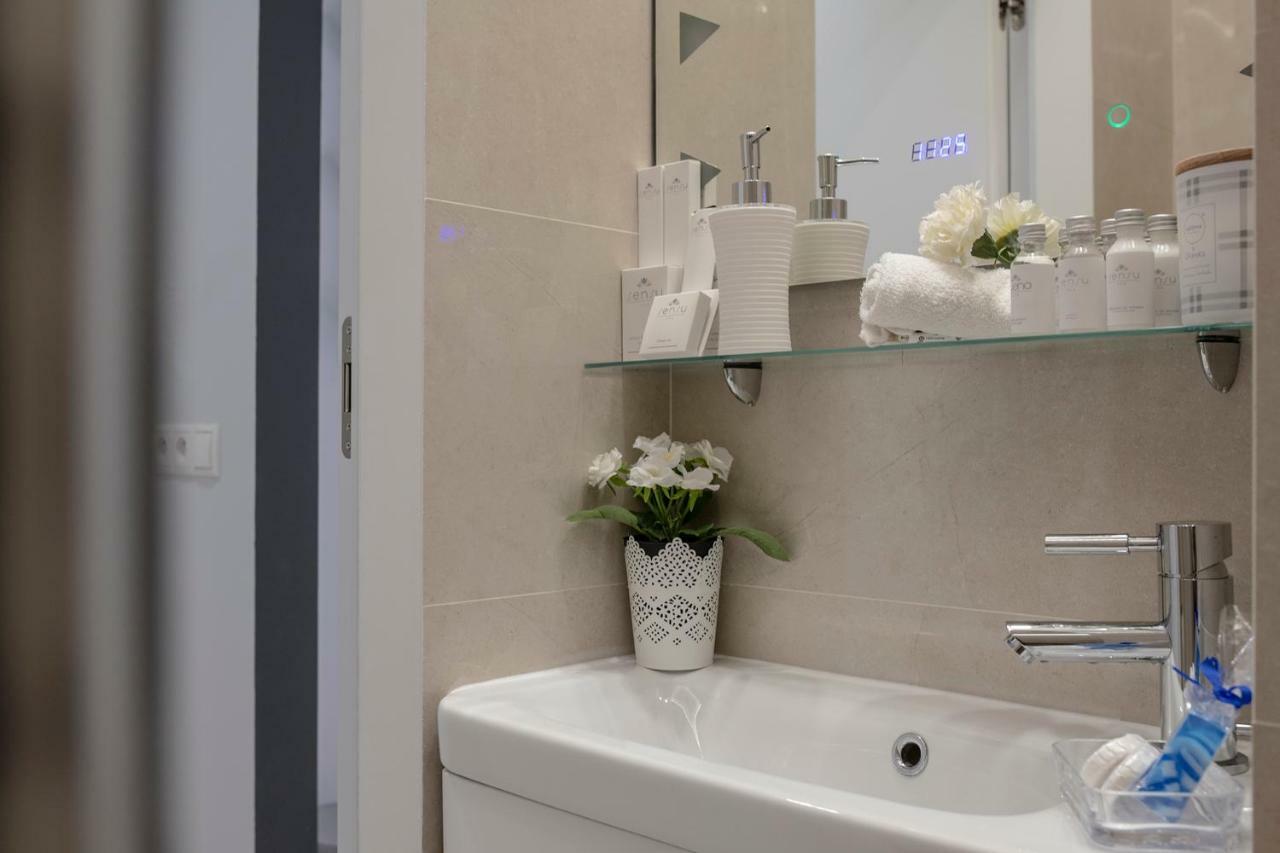 Wlr Apartments - Hoza I Varšava Exteriér fotografie